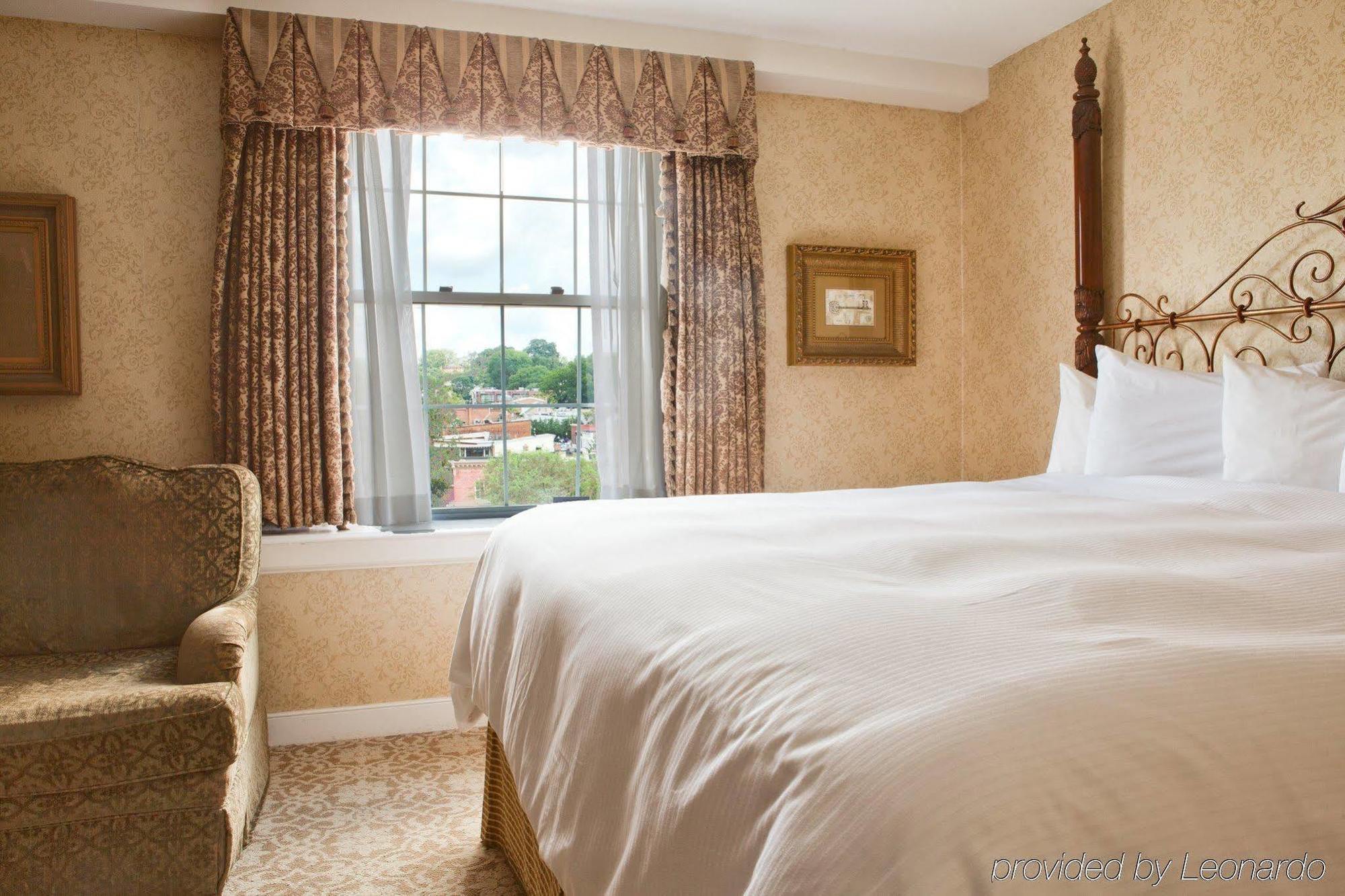 The Georgetown 4*